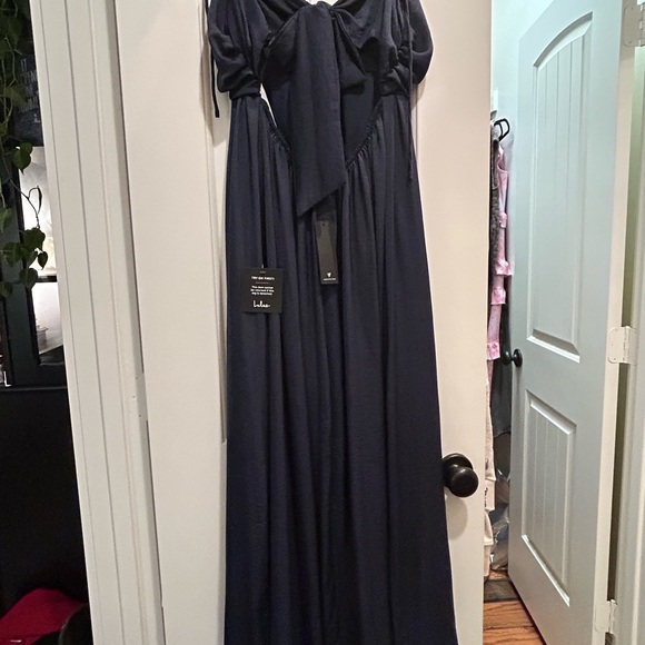 Lulu's Navy Maxi Dress - Picture 6 of 7